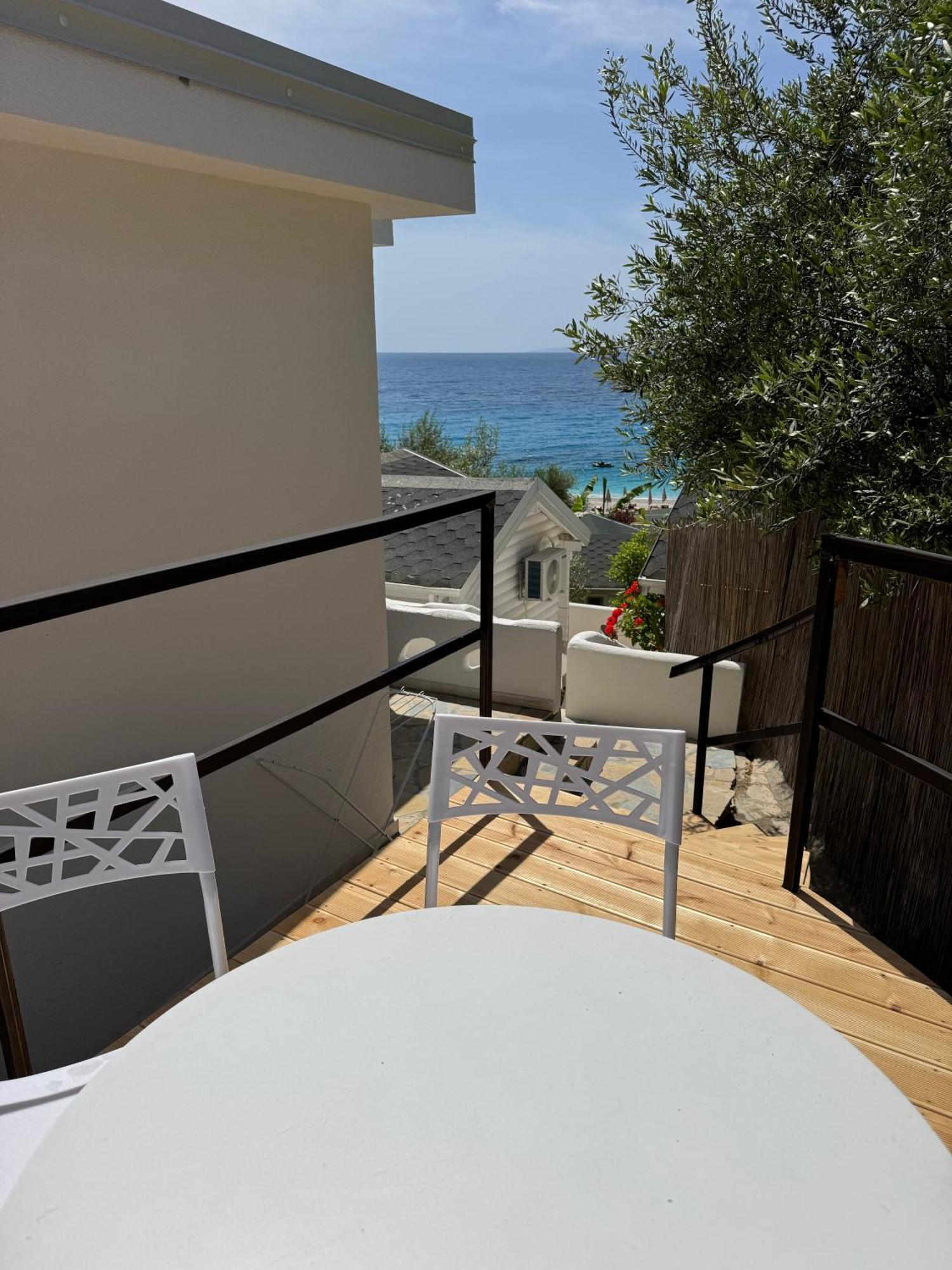 Hotel Alevra Dhërmi Exterior foto